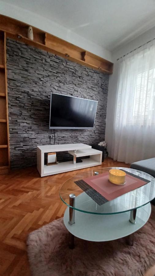 Apartman Dora Apartman Póla Kültér fotó