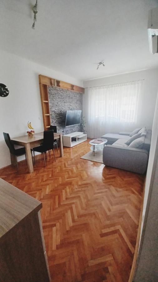 Apartman Dora Apartman Póla Kültér fotó